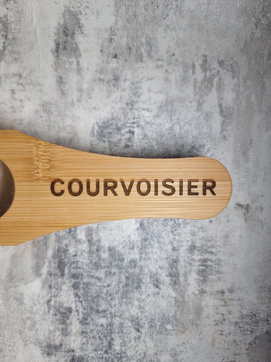 Custom engraved wooden shot paddle with 6 clear shot glasses – personalised party gift set for birthdays, weddings, and entertaining