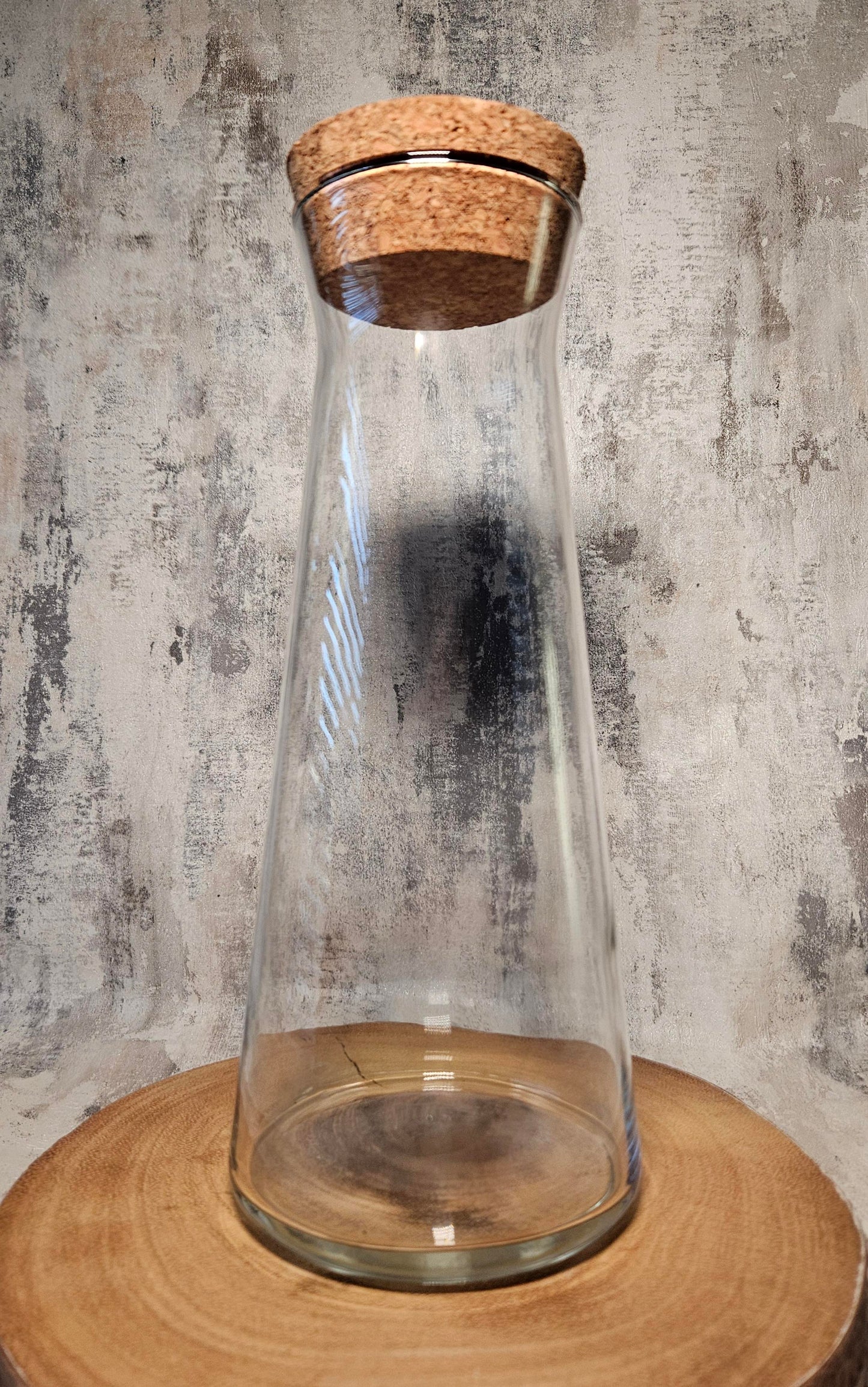 Blank 1150ml glass carafe with bamboo lid ready for printing or personalised designs