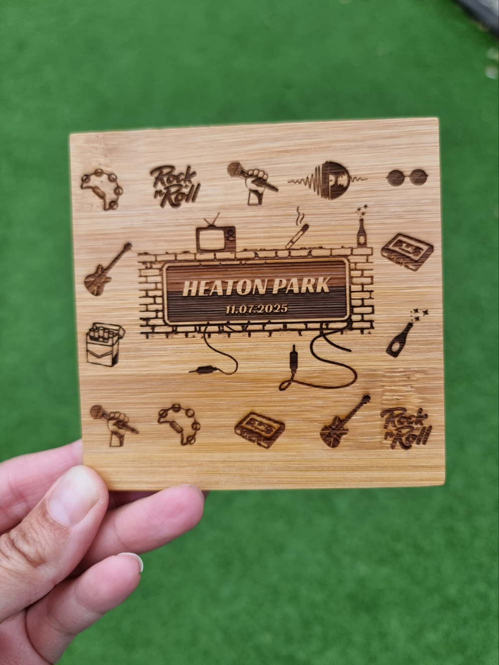 Personalised Oasis-Themed Bamboo Coaster – Laser Engraved Concert Keepsake Gift for Britpop Fans