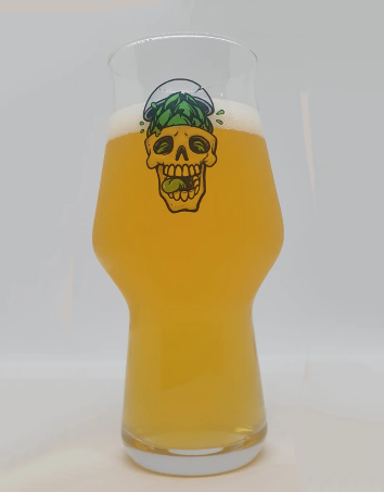 Hop-Fueled Elegance: Tubo Allegra Teku Beer Glass with Skull and Hops Design
