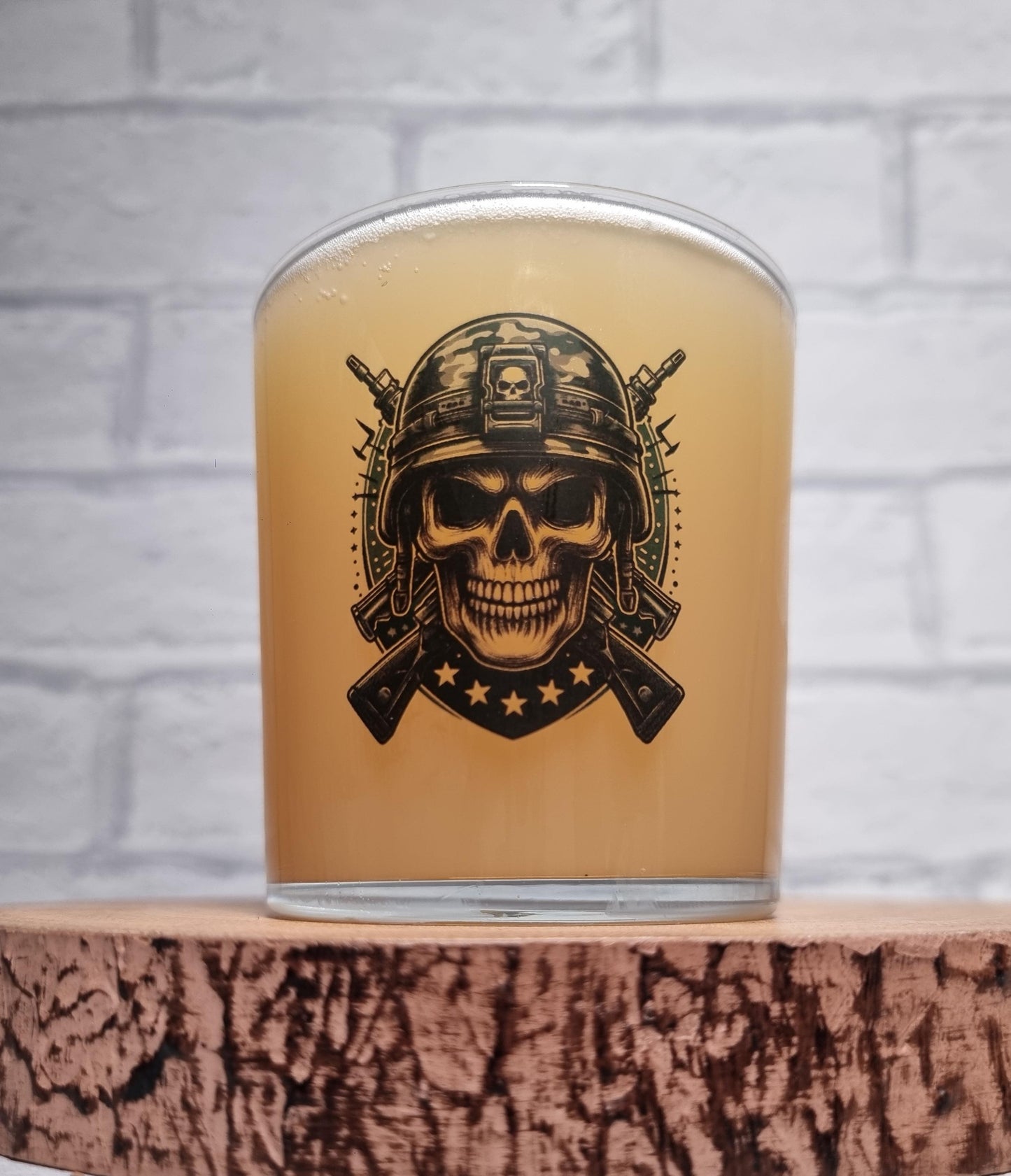 Guardian Valor: Personalised Tubo Glass with Skull, US Army Helmet, and Crossed Rifles Design