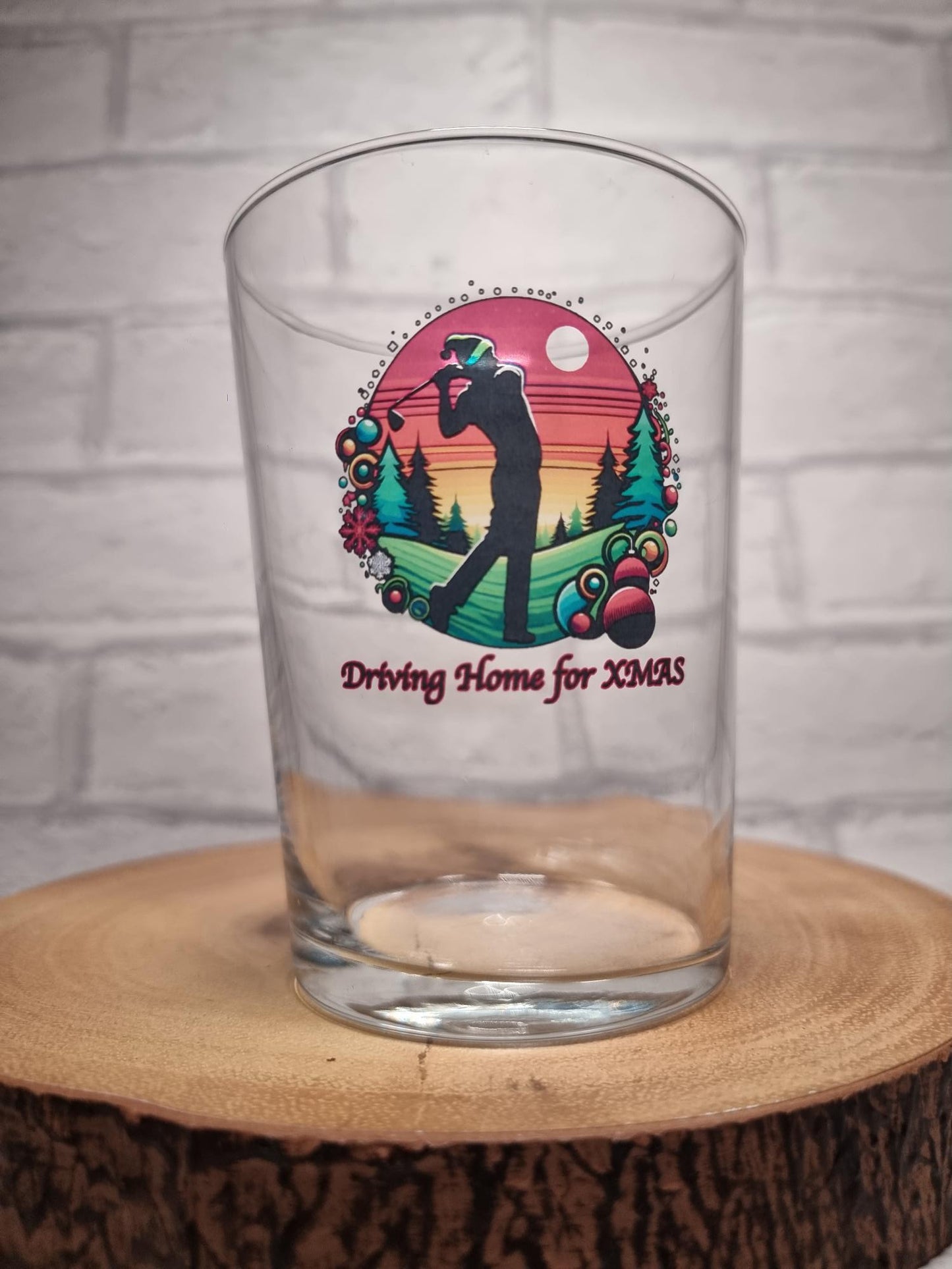 Fairway to Festivity: 'Driving Home for Xmas' Golfing Beer Glass