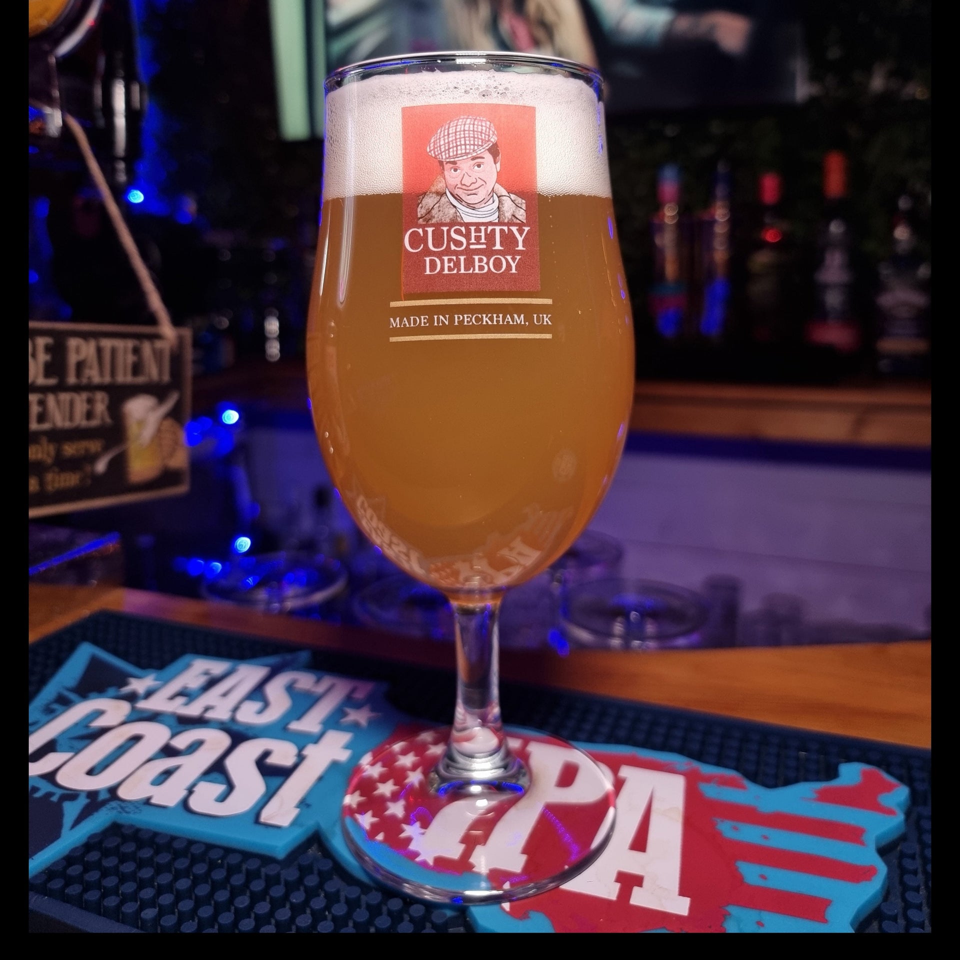 Motörhead Bierglas 'Hammered Logo' – 5 Produktbild-Vorschau 3