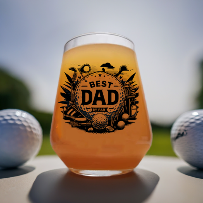 Personalised Best Dad / Grandad By Par Golf Beer Glass - Perfect Fathers Day / Grandad Gift for a Golfer FirstGlassDesigns