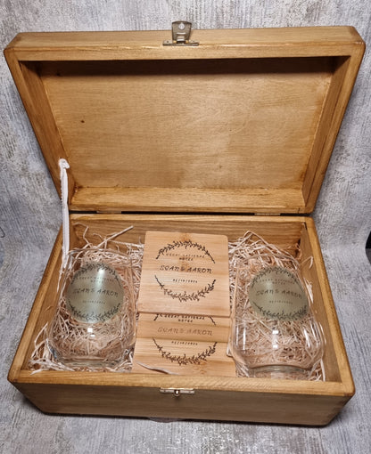 Unique Wedding Gift Box Set, personalised bespoke gift for bride and groom, toast glasses and keepsake box 