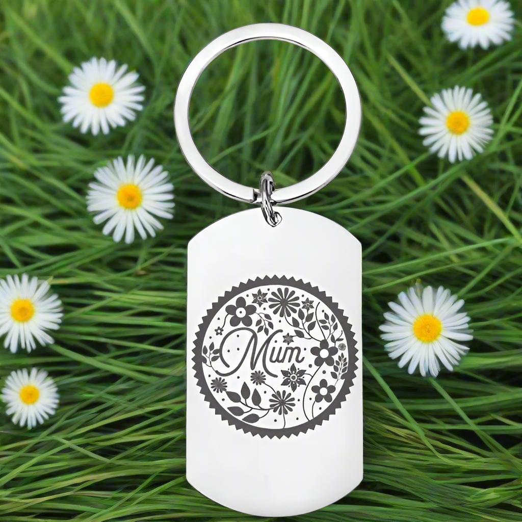 Personalised Engraved Mum Keyring – Custom Mother’s Day Gift, Birthday Gift for Mum, Unique Keepsake with Name & Message