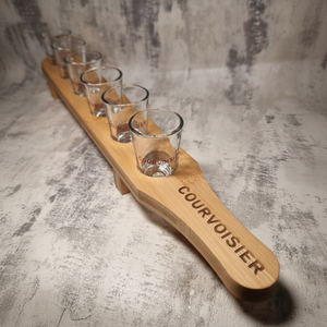 Custom engraved wooden shot paddle with 6 clear shot glasses – personalised party gift set for birthdays, weddings, and entertaining