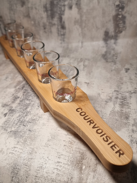 Custom engraved wooden shot paddle with 6 clear shot glasses – personalised party gift set for birthdays, weddings, and entertaining