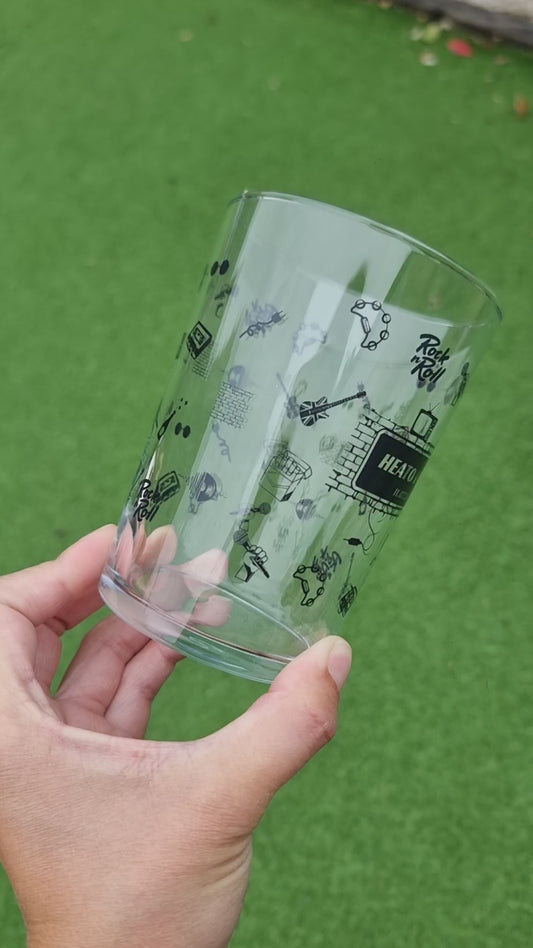 Personalised Oasis - Themed 18oz Beer Glass – Custom Concert Gift for Britpop Fans with Union Jack Guitar Design, Heaton Park