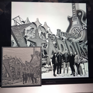 Engraved slate coaster featuring your personal photo, premium stone material, ideal for commemorative gifts or special celebrations